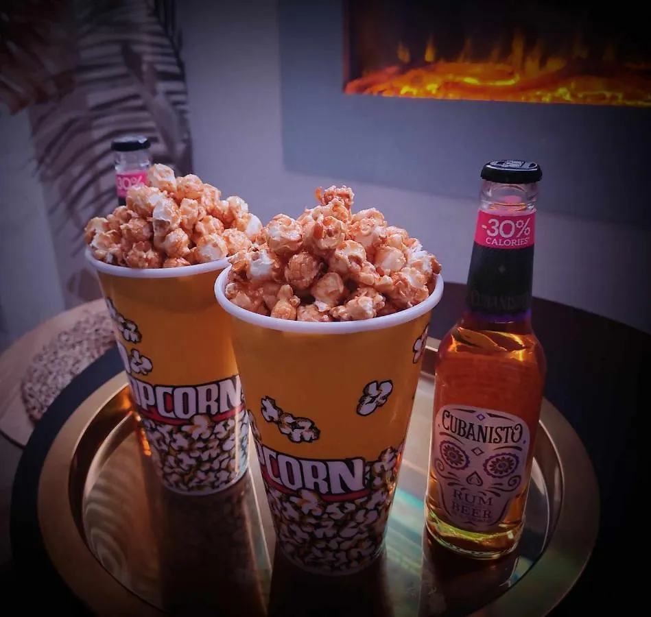 La Merveille By Mrodbnb - Appart Neuf - Vue Mer - 25M Plage & Resto - Cine - Cheminee - Popcorn Cancale